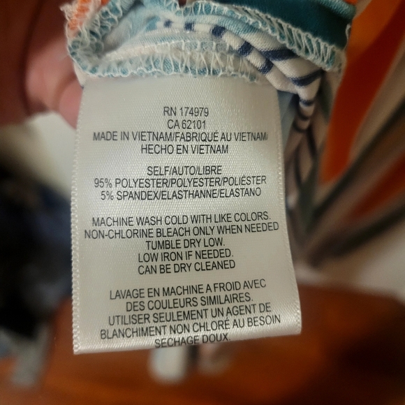 Bcbgmaxazria V-Neck Maxi - Picture 4 of 6